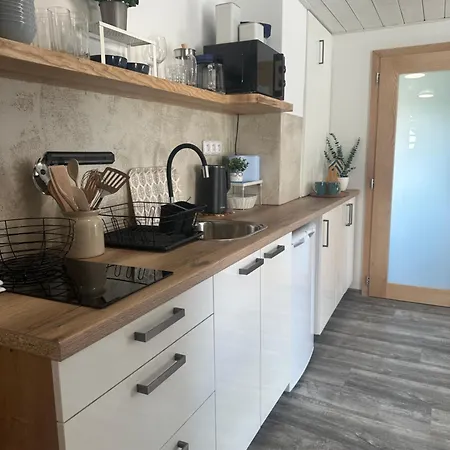 Peky Apartment Cervena Voda